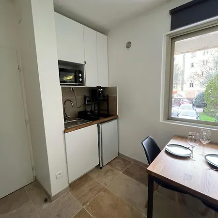 Douillet En Appartement