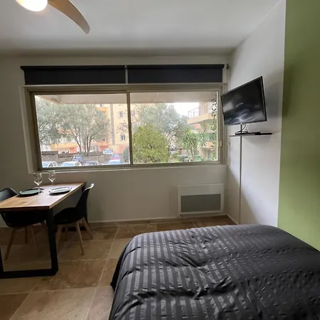 Douillet En Ajaccio (Corsica)